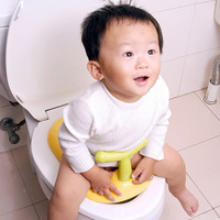 Nước trái cây có tốt cho trẻ khi bị táo bón? (Ảnh minh họa).