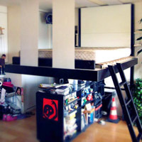 Giường treo cho nhà diện tích hẹp