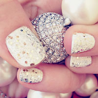 Nail nhũ cho năm mới