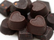 Bếp Eva - Làm socola Valentine hình trái tim cực đơn giản