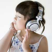 Âm nhạc hình thành tính cách của trẻ. (Ảnh minh họa).
