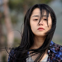 Diễn viên Moon Geun Young