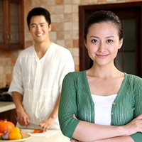 Lấy chồng bằng tuổi lợi hay hại? (ảnh minh họa)