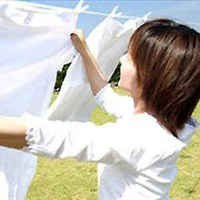 Tẩy quần áo mà vẫn giữ màu (ảnh minh họa)