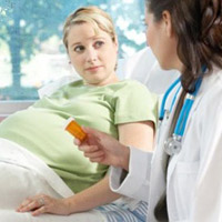 Khi chuyển dạ, bạn sẽ phát hiện ra máu, hoặc nước ối (ảnh minh họa)