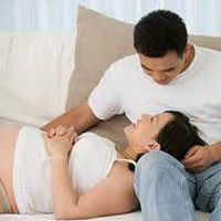 Chồng chỉ nghĩ đến chuyện "yêu" khi vợ có bầu (ảnh minh họa)