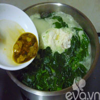 Canh cua nấu mồng tơi