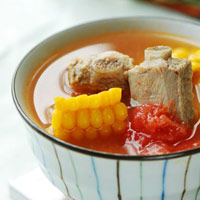 Bún sườn hầm ngô ngọt.