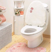 Làm sạch thùng chứa nước bồn vệ sinh (ảnh minh họa)