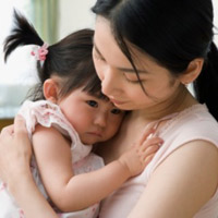 Nhiều bé sẽ có tâm lý sợ hãi khi đi mẫu giáo. (Ảnh minh họa).