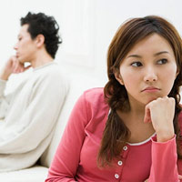 'Bỏ đói' chồng để trừng phạt tội mê bóng đá (ảnh minh họa)