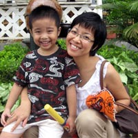 Thảo Vân và con trai