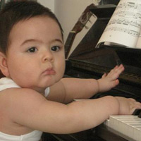 Benjamin sở hữu nét đẹp trời phú