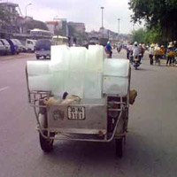 Chở đá đi tiêu thụ tại Hà Tĩnh
