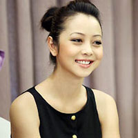 Hoa hậu Jennifer Phạm