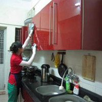 Tẩy vết dầu mỡ trên vật dụng gia đình (ảnh minh họa)