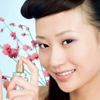 Nước hoa có thể gây hại cho sức khỏe như khói thuốc lá (ảnh minh họa)