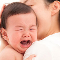 Vô tình mẹ đã khiến con phải chịu nỗi đau dai dẳng (Ảnh minh họa).