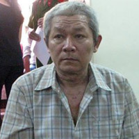 Người cha khốn khổ tại tòa