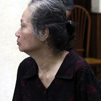 Bị cáo Nga tại tòa