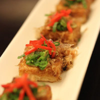 Đậu phụ rán nóng giòn