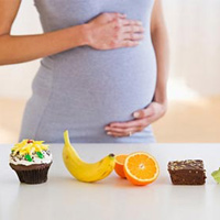 Vỏ cam nướng có công dụng trị ho cho bà bầu. (Ảnh minh họa)