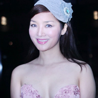 Giáng My U40 đẹp như gái đôi mươi