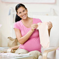 Những tháng cuối thai kỳ, bạn nên chuẩn bị tâm lý sẵn sàng sinh nở. (Ảnh minh họa)