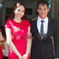 Thủy Tiên - Công Vinh