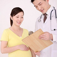 Hầu như tất cả các bà bầu đều bị chuột rút. (Ảnh minh họa)