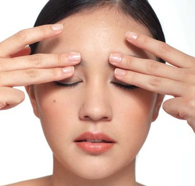 Chữa đau đầu không dùng thuốc - 2
