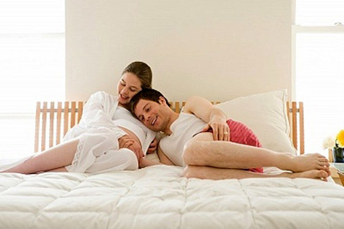 "Quan hệ đường miệng" có an toàn cho bà bầu? - 1
