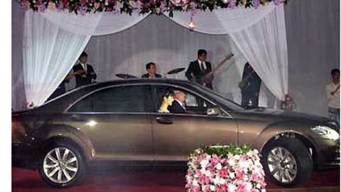Xem sao Việt "khoe giàu" - 4