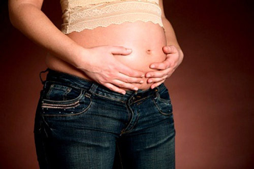 Ngứa bụng bầu phải làm sao? - 1