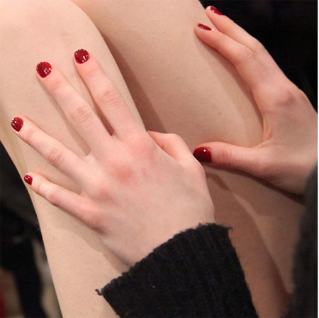 5 mẫu nail 'hot' tại Tuần lễ thời trang - 2