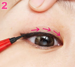 5 bước kẻ viền mắt nước hoàn hảo - 2