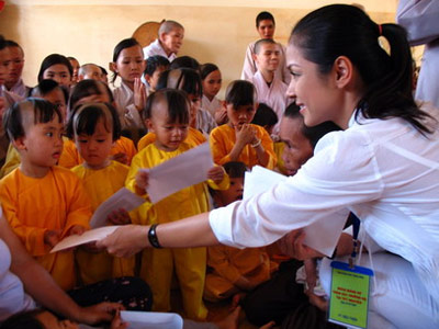 Việt Trinh và cuộc tình với hai đại gia mang án tử - 3