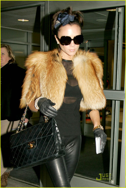 'Mổ xẻ' thời trang Victoria Beckham - 5