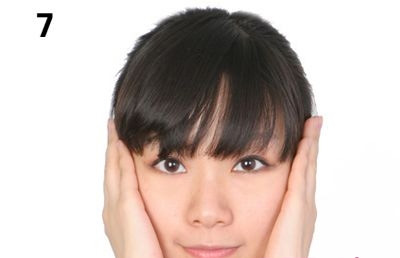 8 động tác mát xa mặt thon đẹp - 7
