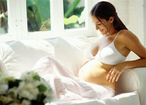 "Bí kíp" giảm đau ngực khi mang thai - 1