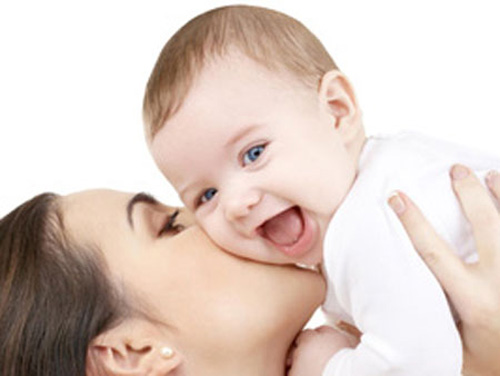 Mẹ ăn gì để con xinh đẹp, thông minh? - 1