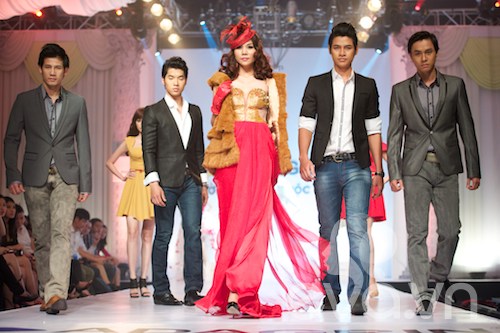 "Vơ- đét" Thanh Hằng kiêu kì sắc xuân - 2