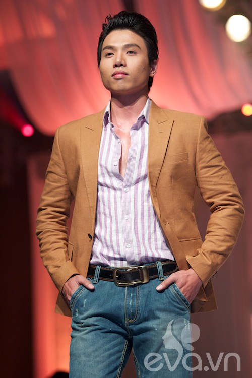 "Vơ- đét" Thanh Hằng kiêu kì sắc xuân - 15