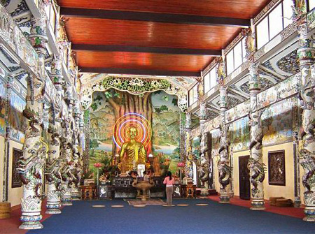 Những ngôi chùa tuyệt đẹp ở Đà Lạt - 4