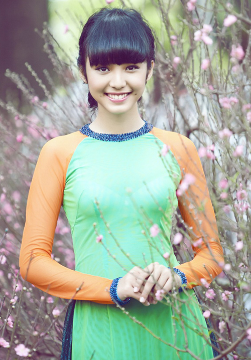 Mau Ao Dai Dep Nhat http://muaban.gia24.com/nhung+mau+ao+dai+dep+nhat