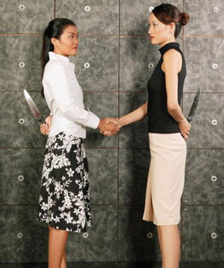 Bi hài chuyện phụ nữ đánh ghen - 2
