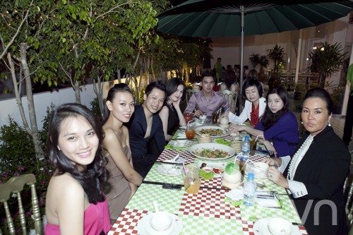 Ngọc Trinh, Ngọc Thạch sẽ tham dự Miss Korea 2012 - 8
