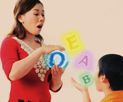 Trẻ phát âm khó, nói 'rặn' từng tiếng - 1