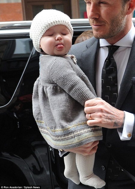 Victoria Beckham “tái xuất” với BST Thu Đông 2012 - 7