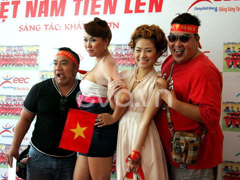 Lộ ảnh thân mật Lương Bích Hữu - Khánh Đơn - 5